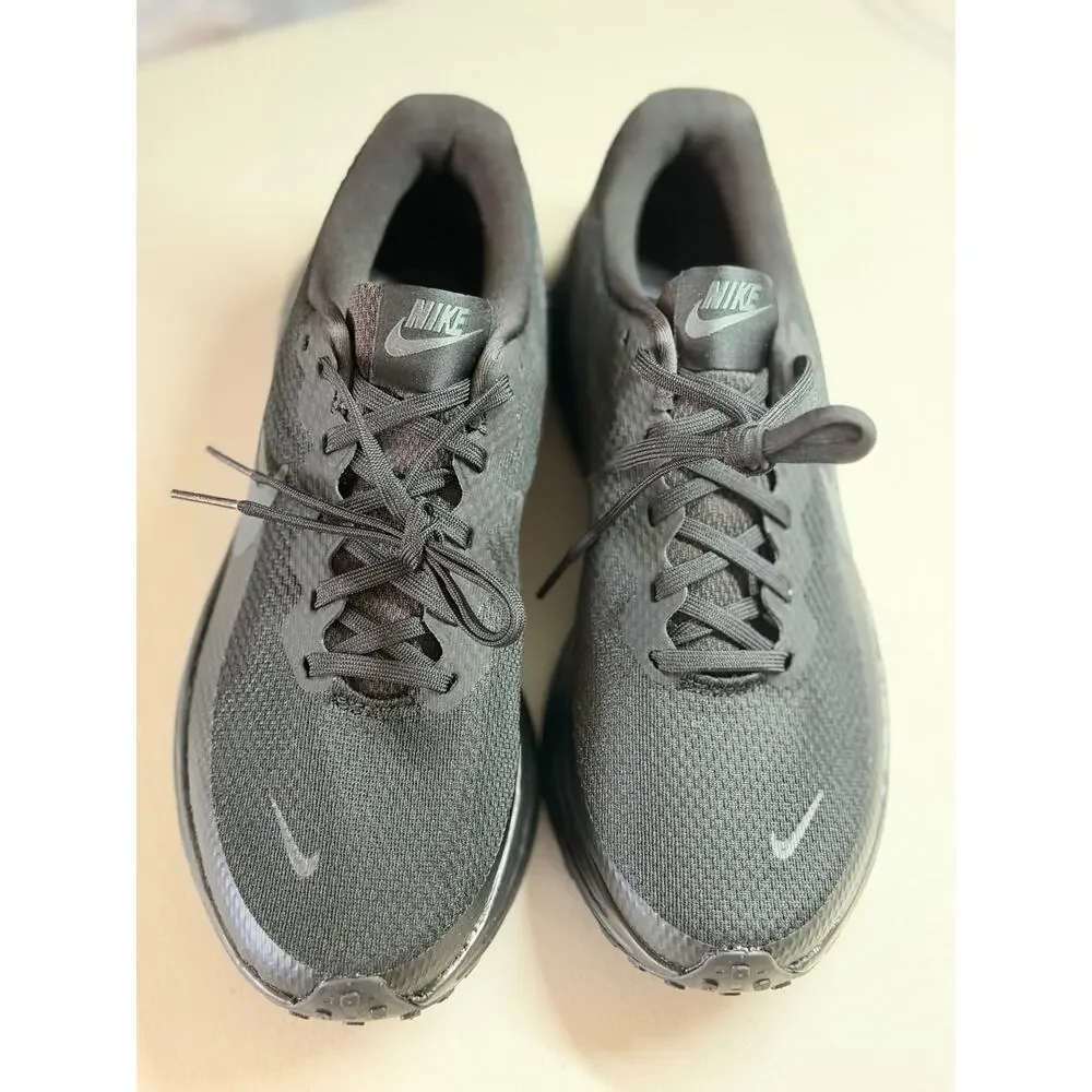 NEW! W Nike Revolution 8 Size10/8.5 Black Running Walking Sneakers Unisex